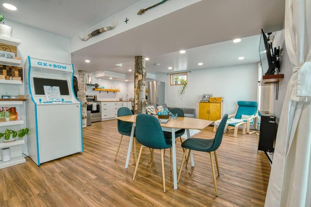 The Ox + Bow Apartment Portage la Prairie Exterior foto